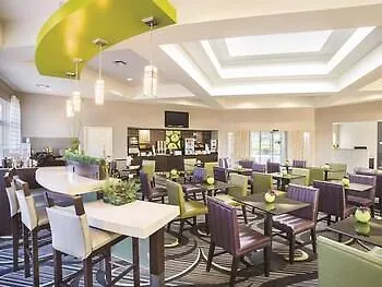 La Quinta & By Wyndham Phoenix